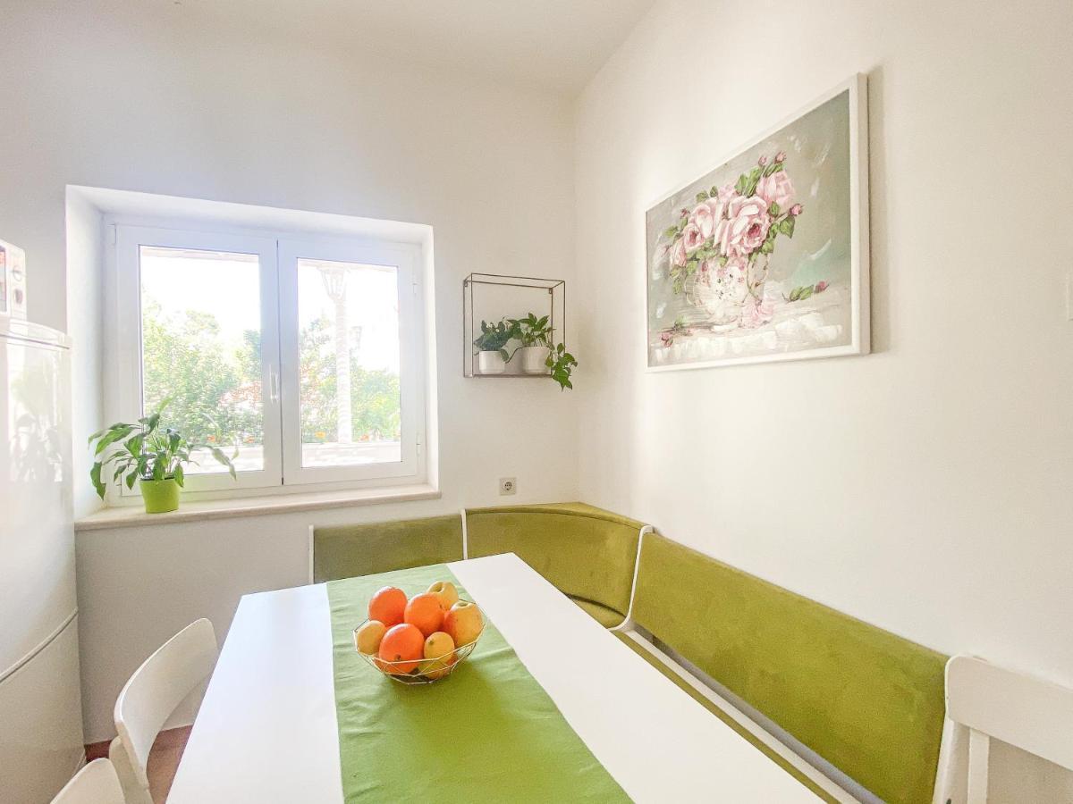 Melisa Apartment With Balcony & Free Parking Dubrovnik Eksteriør billede