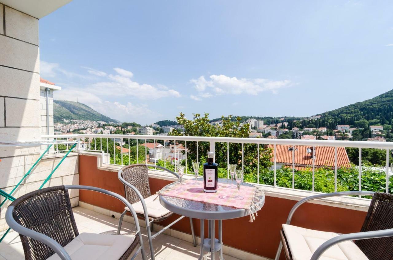 Melisa Apartment With Balcony & Free Parking Dubrovnik Eksteriør billede